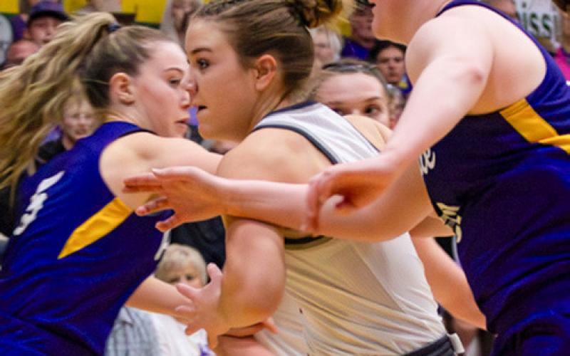 Lady Rockets close out season in regional final round