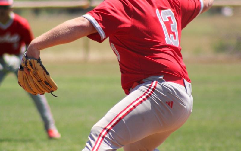 Wellington’s Hunter Hedrick takes the mound against Lockney Saturday, April 18 in Wellington. SHAUNA SALINAS/THE RED RIVER SUN