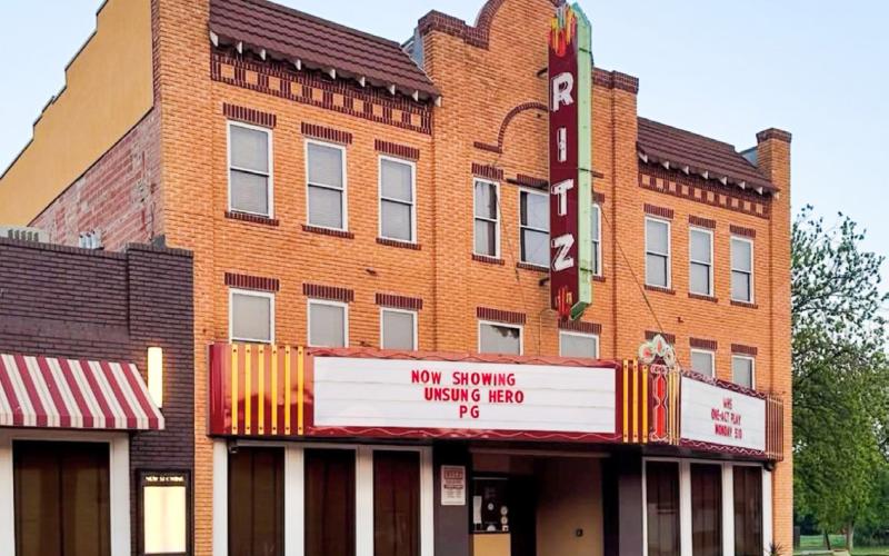 Jim Leggitt describes his experience returning to the Wellington Ritz Theatre for the Crystal Gayle concert a few years back. Jim Leggitt Collection