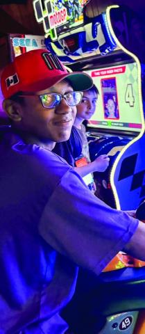 Memphis Middle School celebrates end of year atWonderland Amusement Park