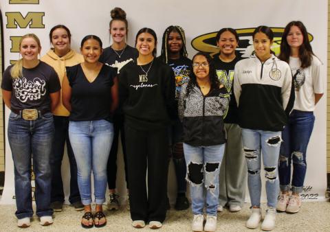 Memphis Lady Cyclone softball players, including, from left, junior Chloie O’Neal, junior Kali Murphy, junior Melanie Espinoza, senior Emma Talley, junior Sidda Thomas, junior Kalijah Mackie, freshman Jasmyne Gilchrest, junior Keona Pierson, freshman Jaelyn Gaxiola and sophomore Jordyn Altman, secure academic all-district selections. Photo Courtesy of Memphis ISD