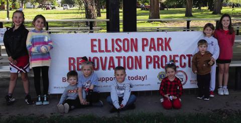 Wellington youth support the Ellison Park Renovation Project with a lemonade stand fundraiser Friday, Oct. 27. The young, community service-minded volunteers raised $461. Organizers and supporters, from left: Rafe Barlow, Jenna Faulks, Bexton Brooks, Hallie Warren, Drake Barlow, Tinlee Cabbell, Levi Faulks, Adeline Faulks, Kodi Cabbell. Photo by Neal Odom