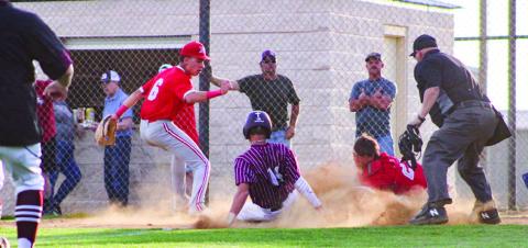 The Wellington Skyrockets take down the Clarendon Broncos in a 6-4 district win Thursday, April 17 in Wellington. The Red River Sun/Shauna Salinas