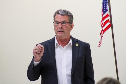 Sen. Charles Perry speaks to local constituents at the Childress town hall forum Tuesday, Jan. 18 at the Fair Park City Auditorium. The Red River Sun/Elizabeth Tanner