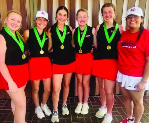 Lady Rockets open golf season with first-place finish