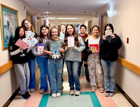 Memphis Middle School, FCCLA partner for ‘Notes of Kindness’