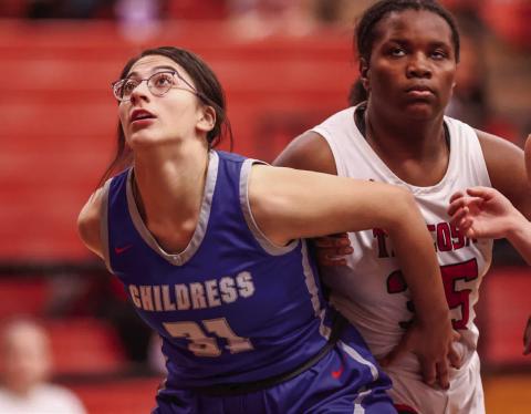 Childress’ Alicia Salinas (31) blocks out for a rebound against Tascosa. Carter Pirtle/Amarillo Globe-News