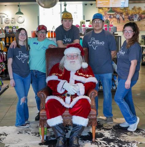 Santa spotting: Kris Kringle stops for a sip at HTeaO