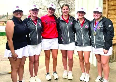 Skyrockets, Lady Rockets pick up golf invitational wins