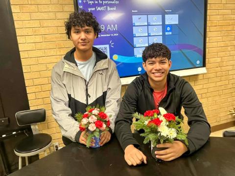 Floral design students complete holiday projects