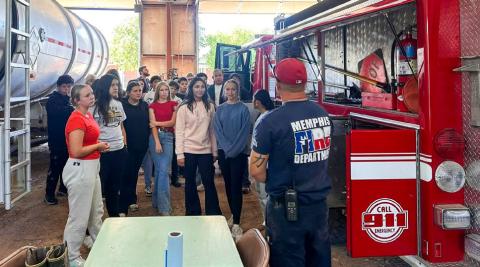 Eighth graders tour City of Memphis