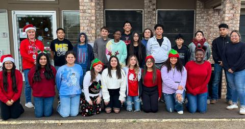 Memphis M5 students carol at Memphis Convalescent Center