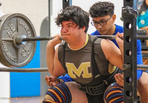 Cyclones compete in powerlifting meet