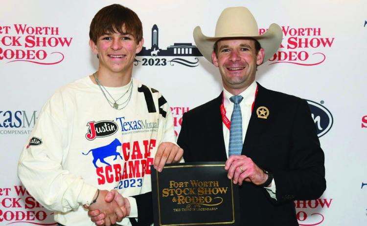 Childress’ Drake Rabe wins 2023 Fort Worth Calf Scramble Scholarship